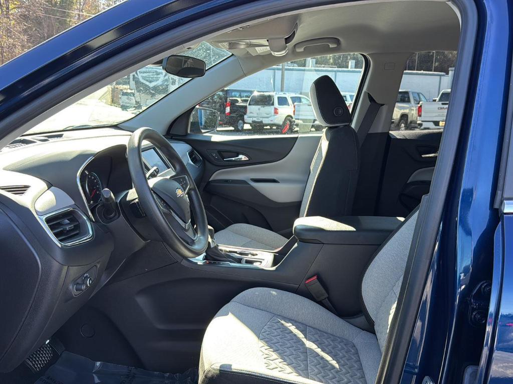 used 2022 Chevrolet Equinox car, priced at $19,999