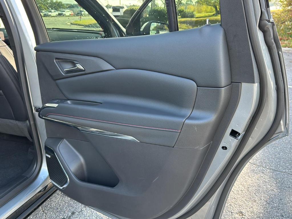 new 2026 Chevrolet Traverse car, priced at $56,335