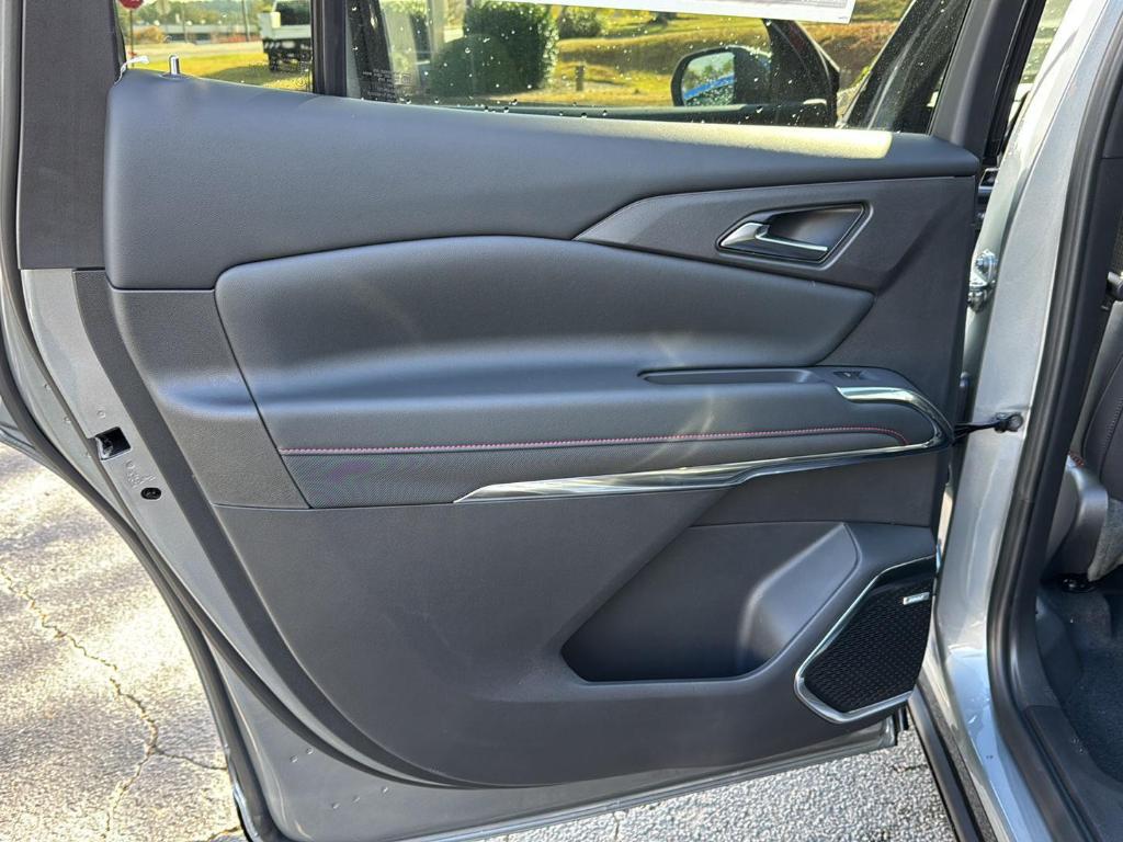 new 2026 Chevrolet Traverse car, priced at $56,335