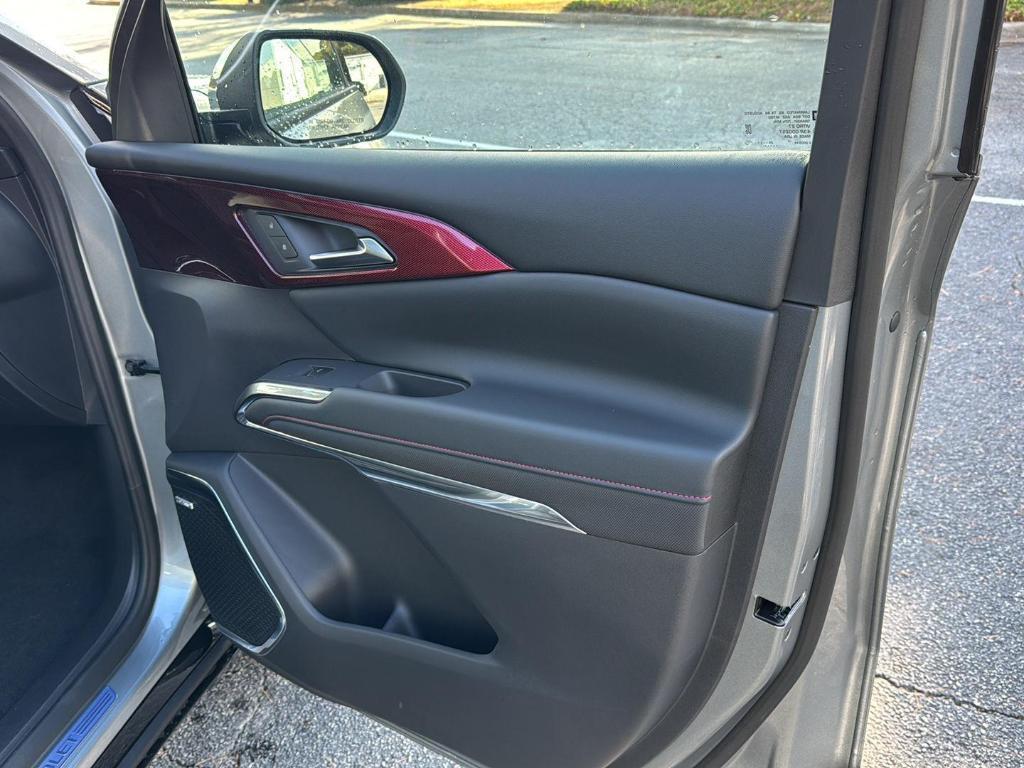 new 2026 Chevrolet Traverse car, priced at $56,335