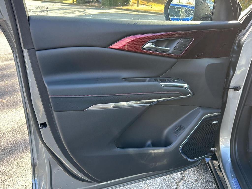 new 2026 Chevrolet Traverse car, priced at $56,335