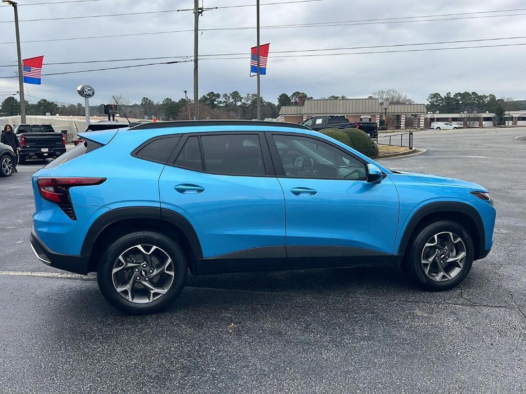 used 2025 Chevrolet Trax car, priced at $20,887