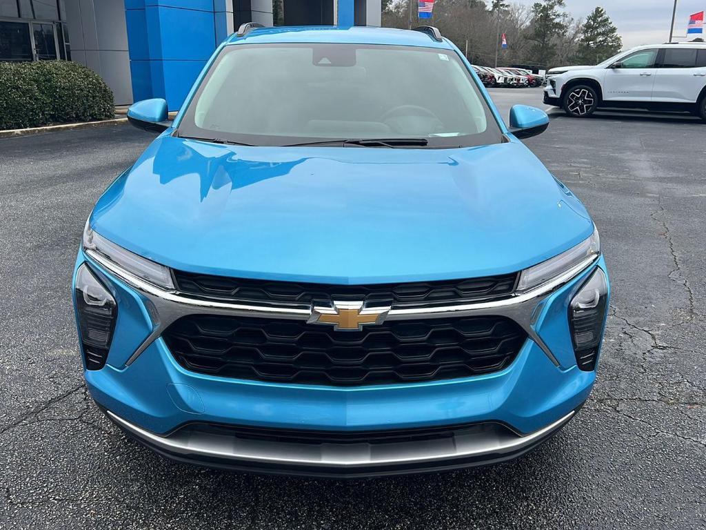 used 2025 Chevrolet Trax car, priced at $20,887