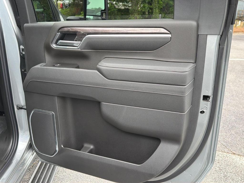 new 2026 Chevrolet Silverado 2500 car, priced at $76,485