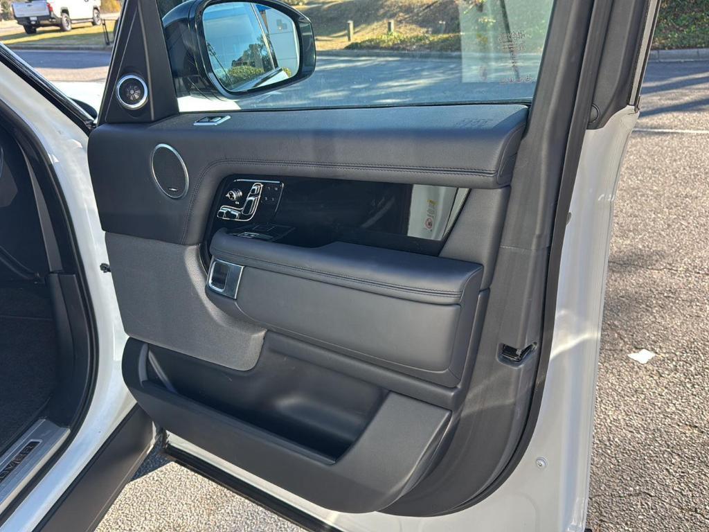 used 2022 Land Rover Range Rover car, priced at $57,999