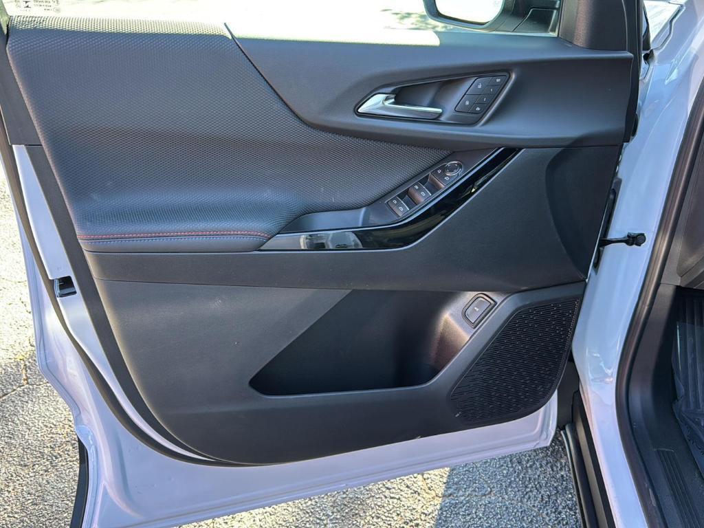 new 2026 Chevrolet Equinox car, priced at $34,675