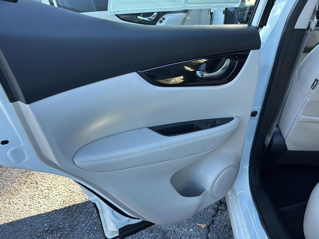 used 2019 Nissan Rogue Sport car, priced at $18,369