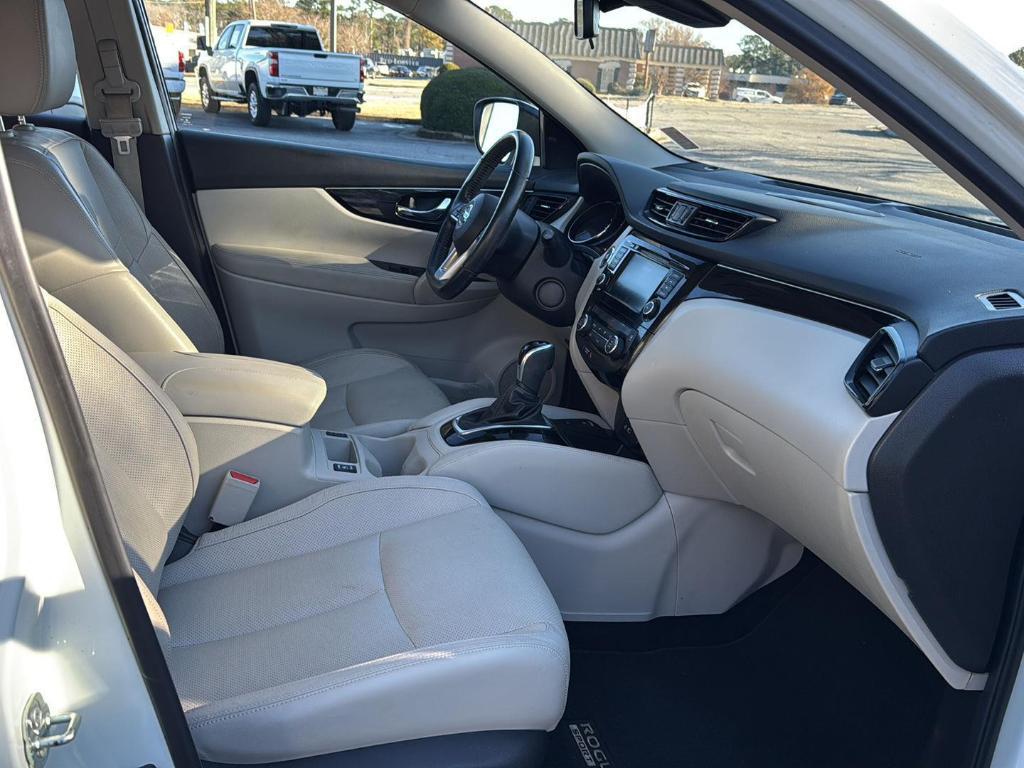 used 2019 Nissan Rogue Sport car, priced at $18,369