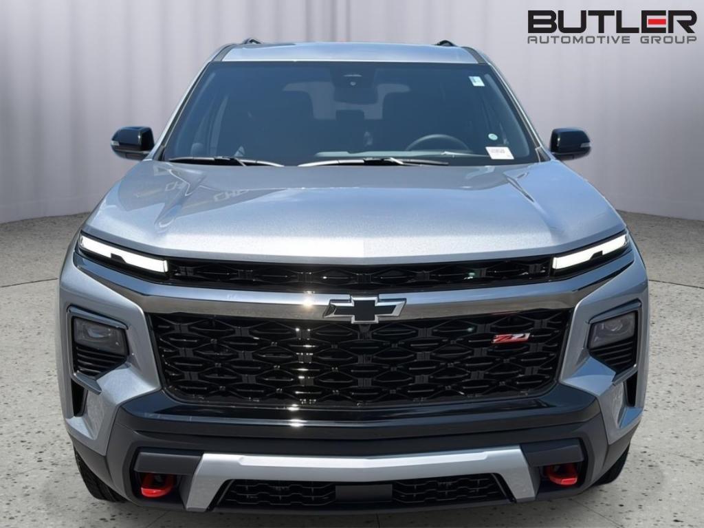 new 2026 Chevrolet Traverse car, priced at $51,360