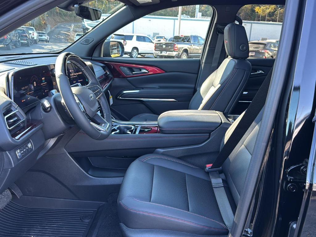 new 2026 Chevrolet Traverse car, priced at $56,150
