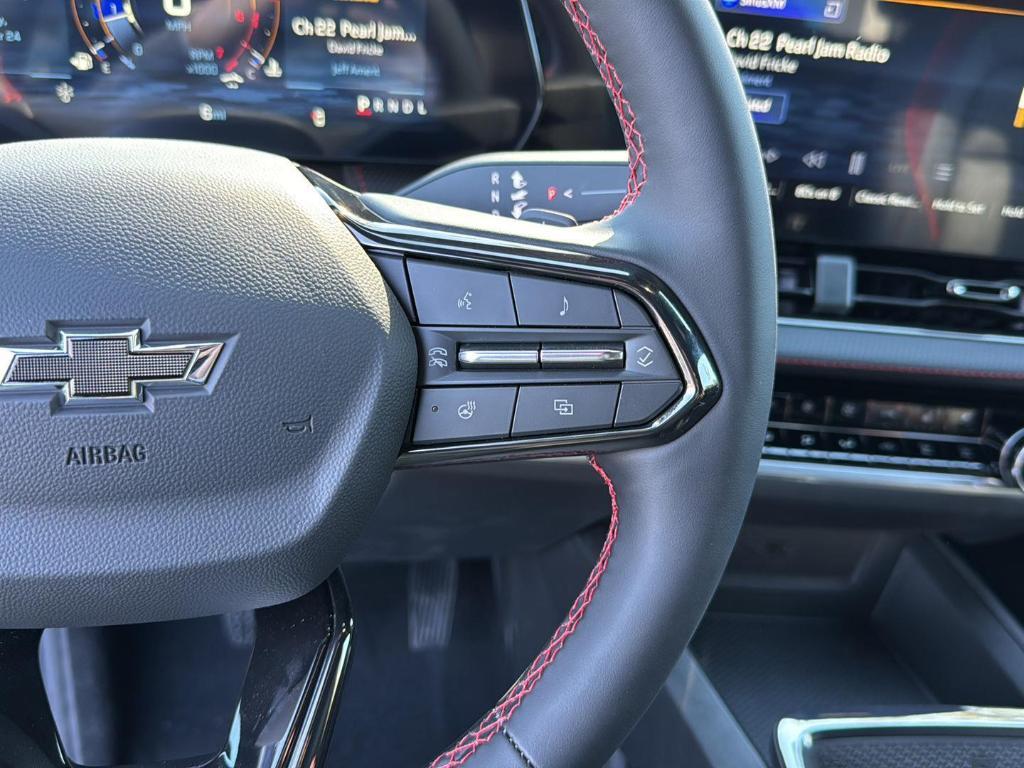 new 2026 Chevrolet Equinox car, priced at $33,185