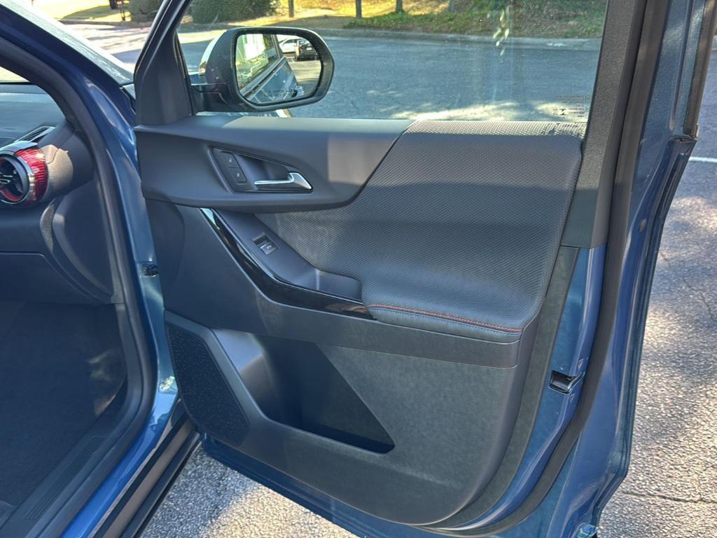 new 2026 Chevrolet Equinox car, priced at $33,185