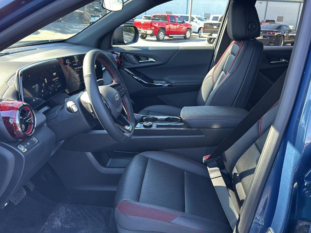 new 2026 Chevrolet Equinox car, priced at $33,185