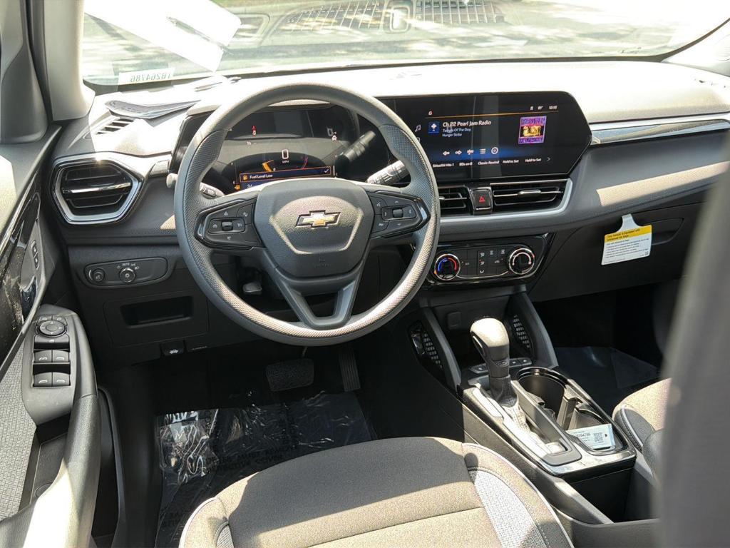 new 2026 Chevrolet TrailBlazer car, priced at $27,365