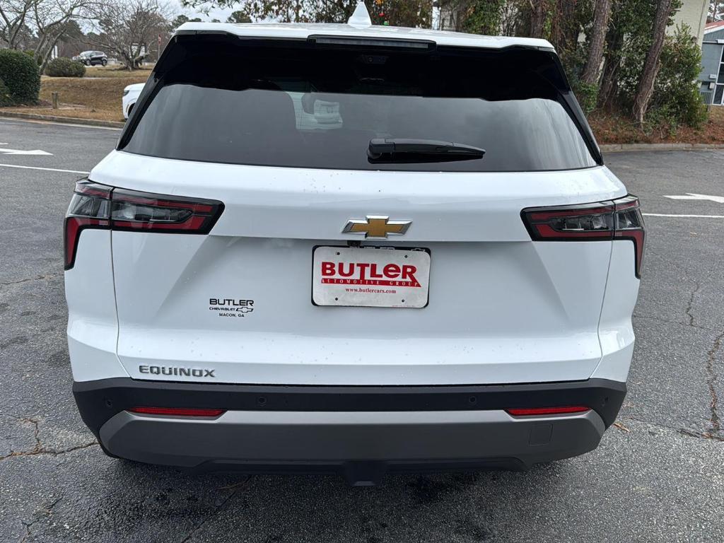 new 2026 Chevrolet Equinox car, priced at $30,330