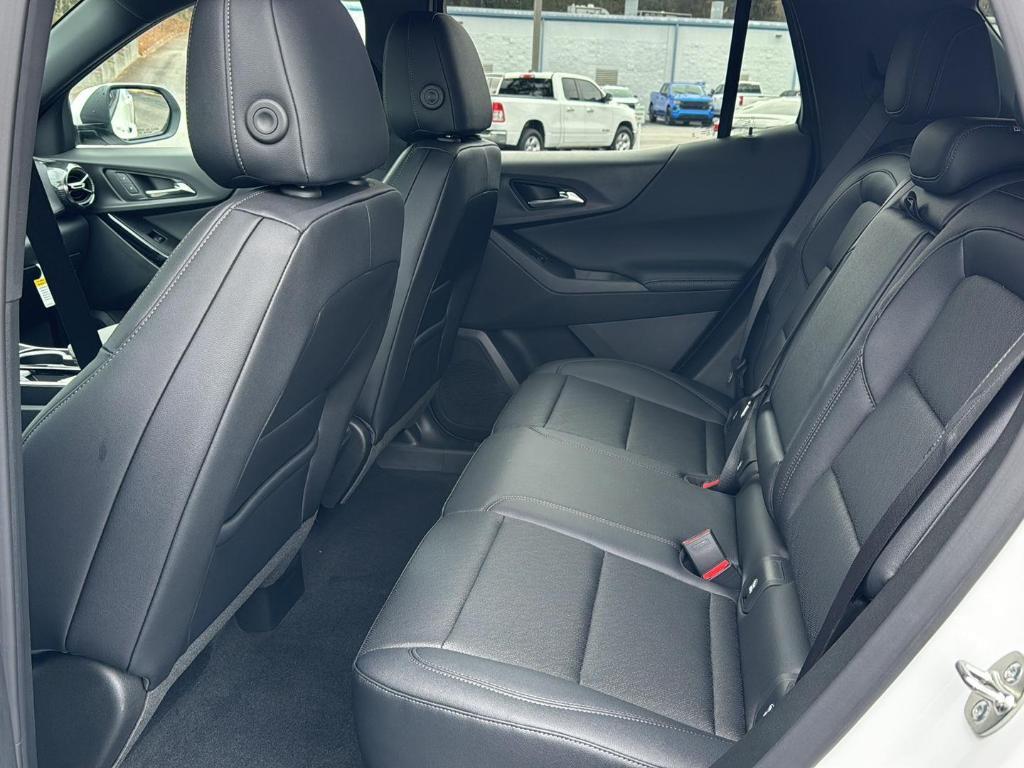 new 2026 Chevrolet Equinox car, priced at $30,330