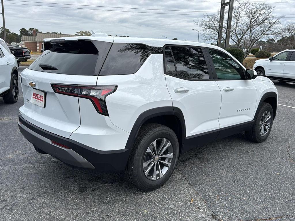 new 2026 Chevrolet Equinox car, priced at $30,330