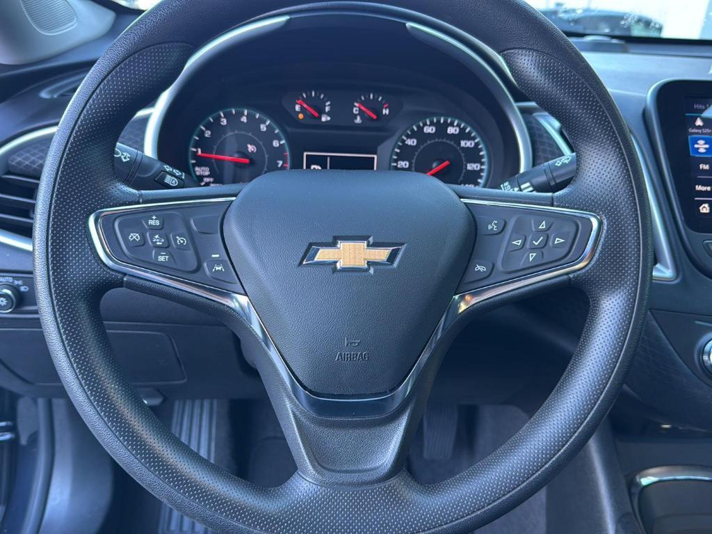 new 2023 Chevrolet Malibu car, priced at $16,950
