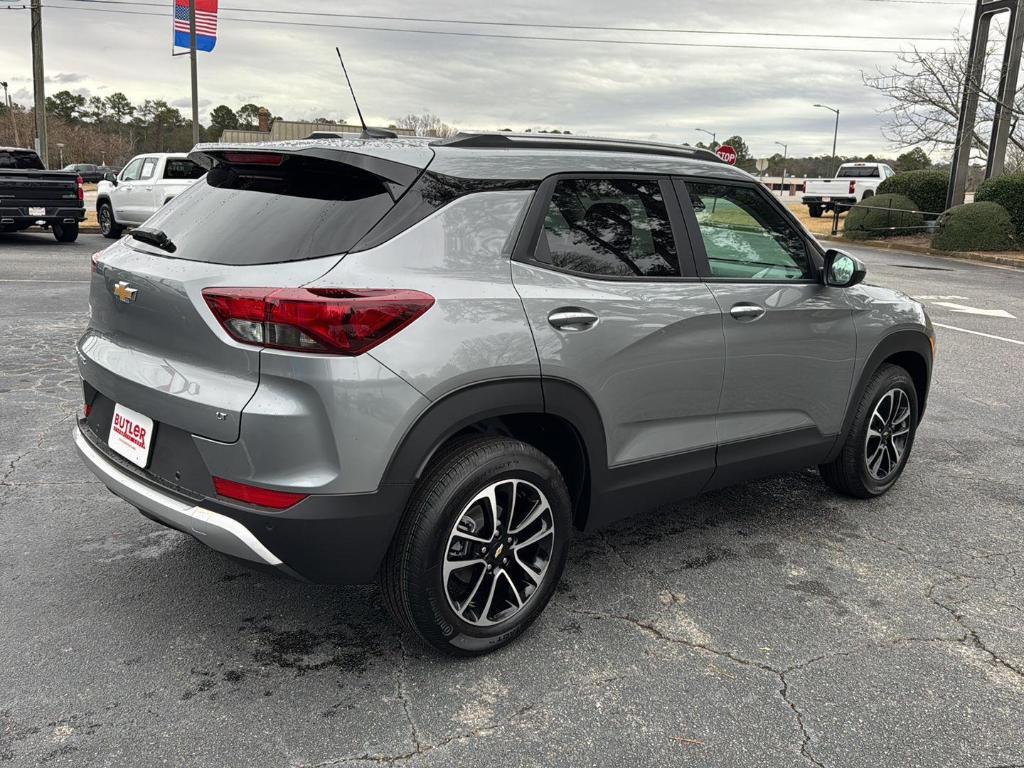 new 2026 Chevrolet TrailBlazer car, priced at $27,220