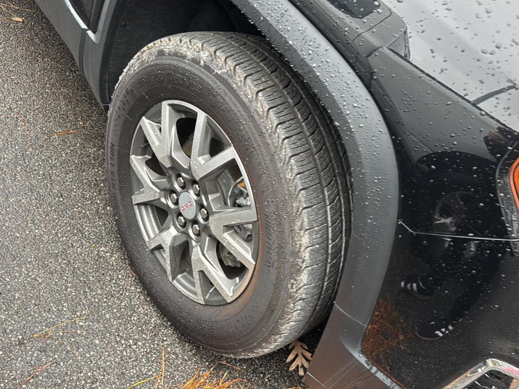 used 2023 GMC Acadia car, priced at $25,887