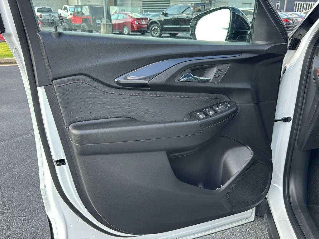 used 2023 Chevrolet TrailBlazer car, priced at $23,447