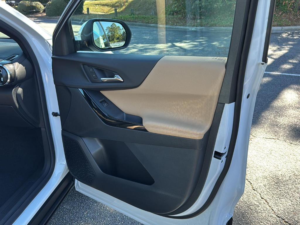 new 2026 Chevrolet Equinox car, priced at $38,325