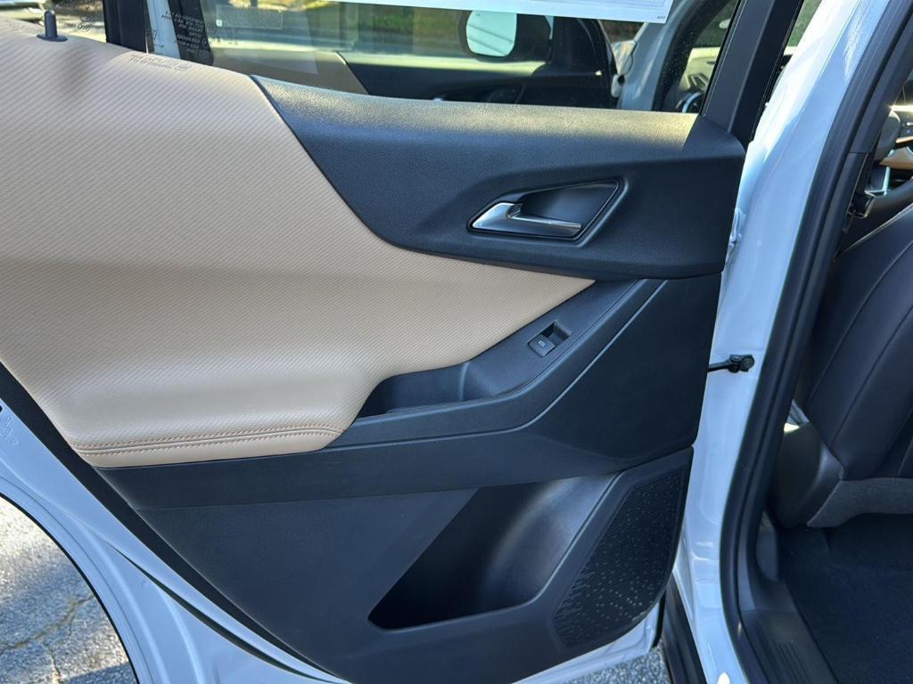 new 2026 Chevrolet Equinox car, priced at $38,325