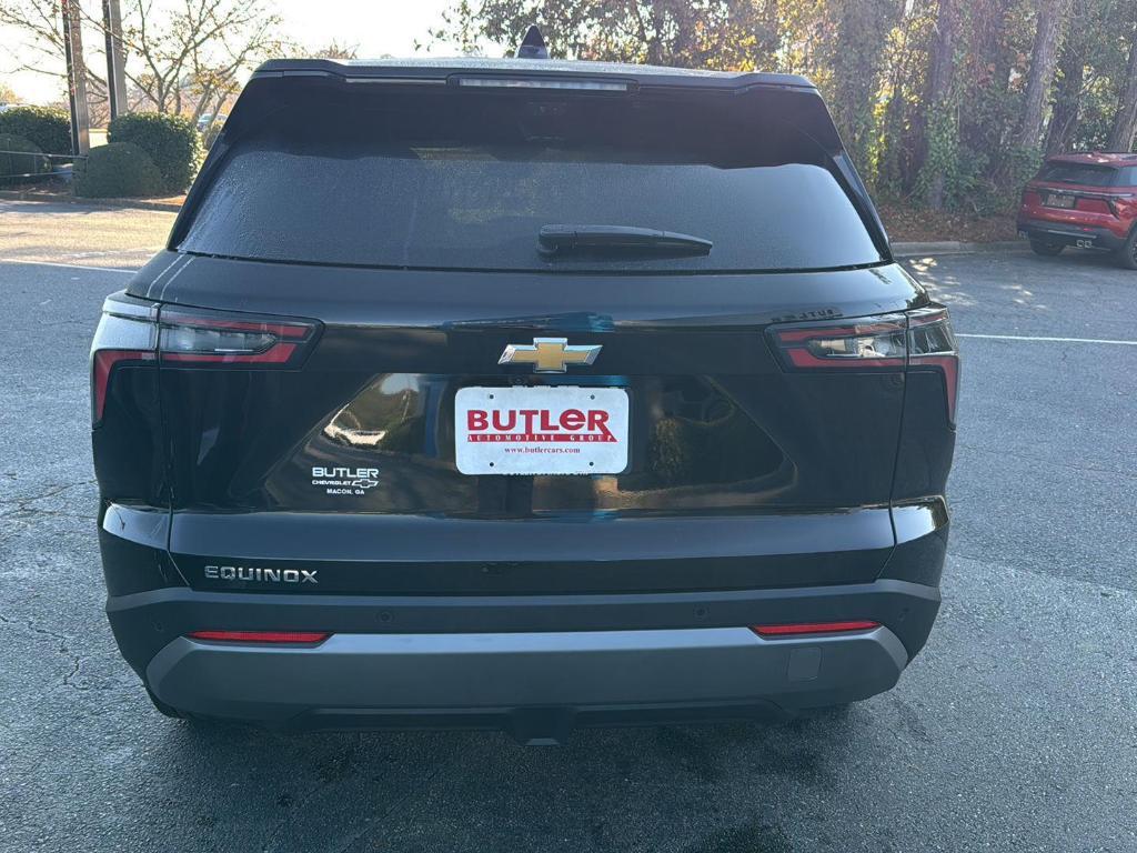 new 2026 Chevrolet Equinox car, priced at $29,330