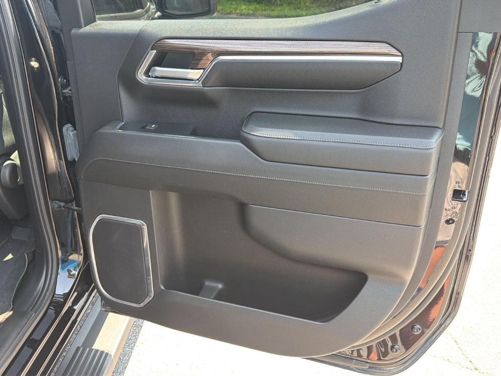 used 2023 Chevrolet Silverado 1500 car, priced at $43,887