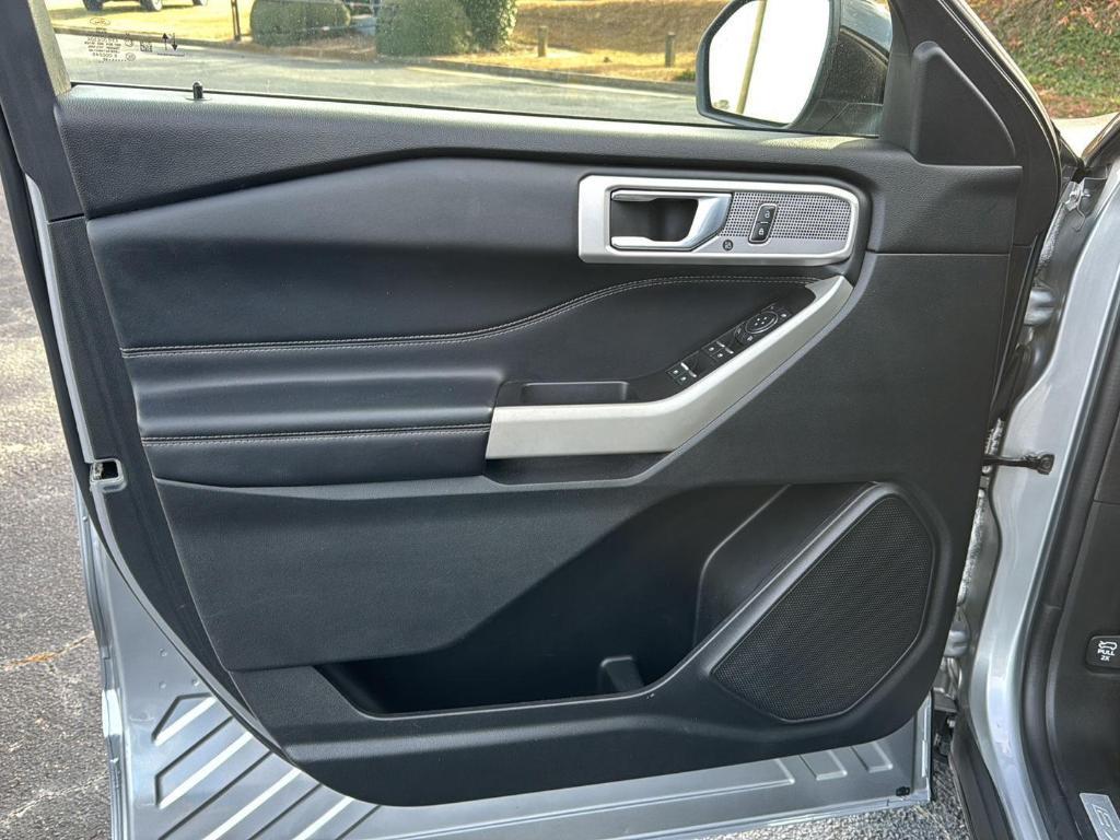 used 2022 Ford Explorer car, priced at $25,668