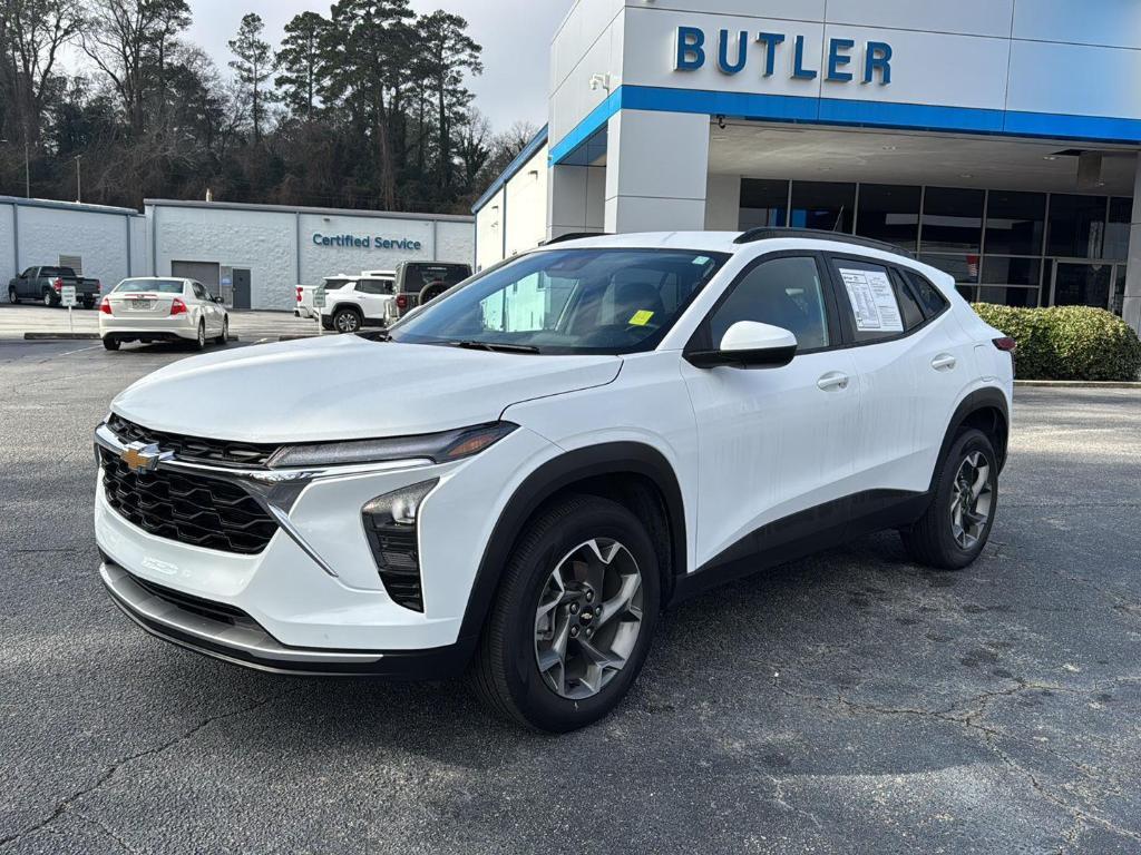 used 2024 Chevrolet Trax car, priced at $20,888