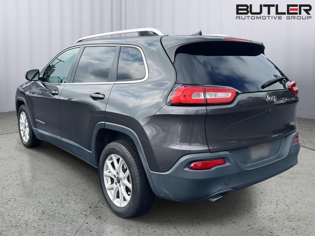used 2016 Jeep Cherokee car, priced at $10,995