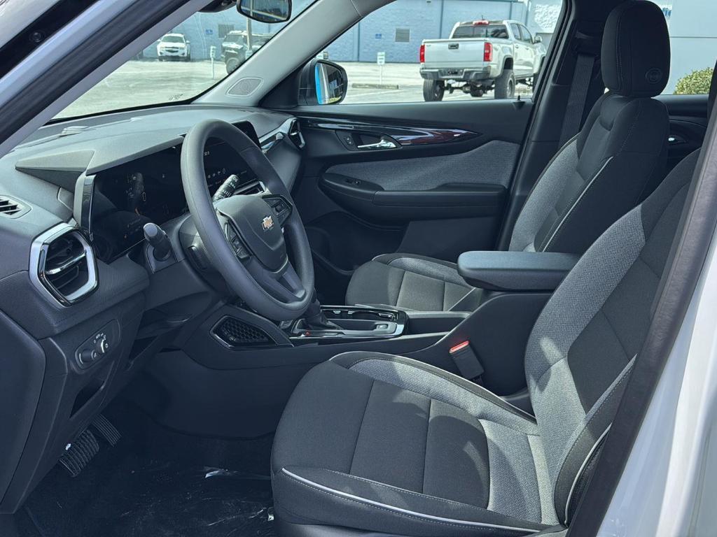 new 2026 Chevrolet TrailBlazer car, priced at $27,330