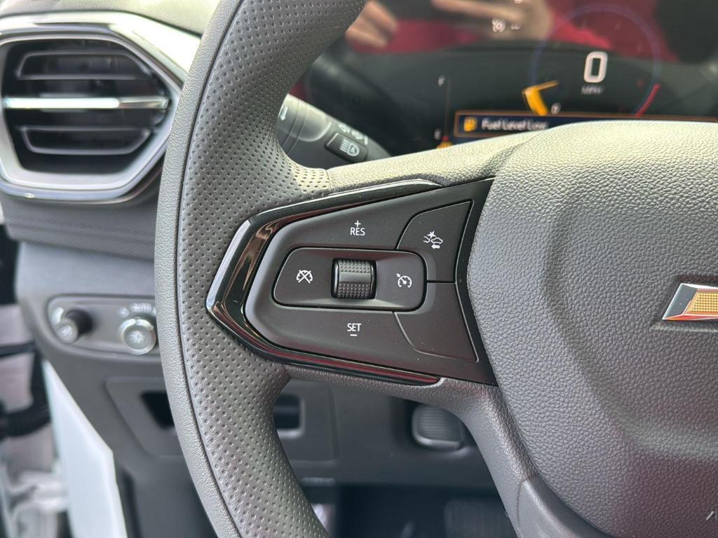 new 2026 Chevrolet TrailBlazer car, priced at $27,330