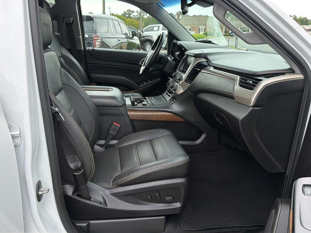 used 2019 GMC Yukon car, priced at $30,595