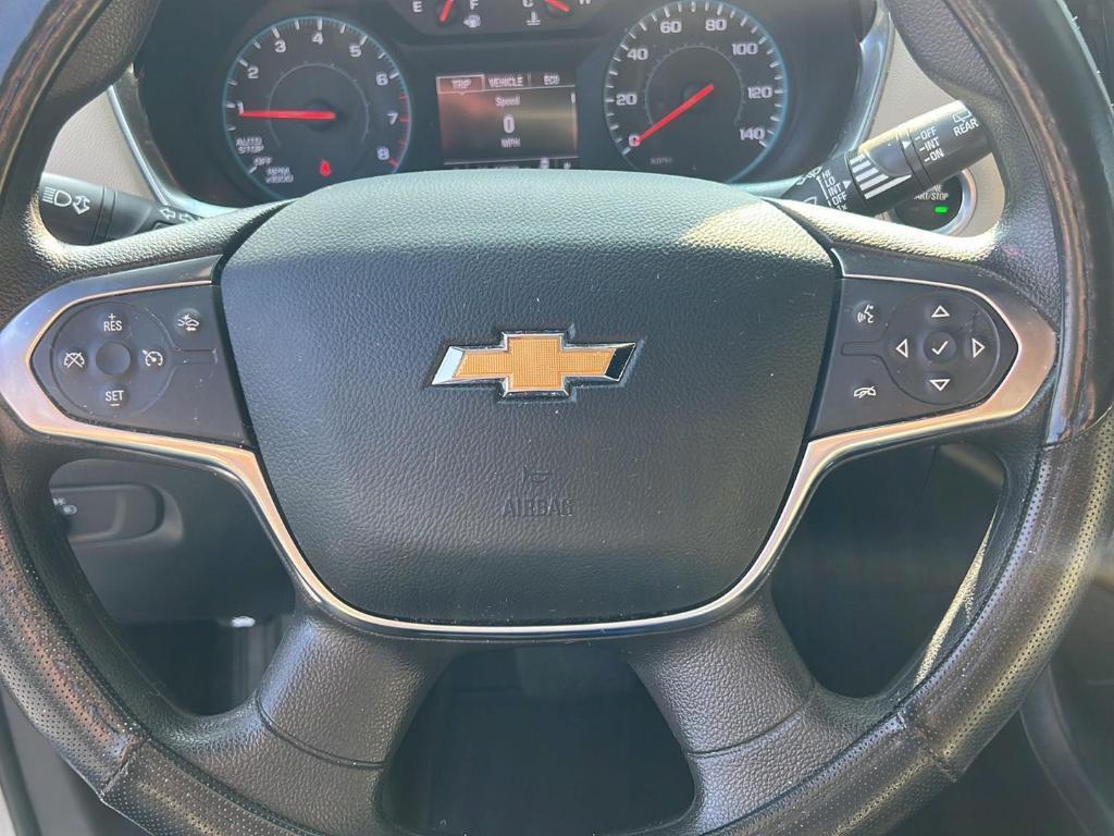used 2023 Chevrolet Traverse car, priced at $25,595