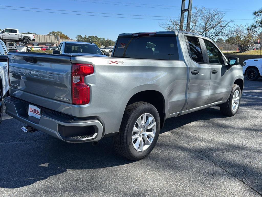 new 2026 Chevrolet Silverado 1500 car, priced at $43,025