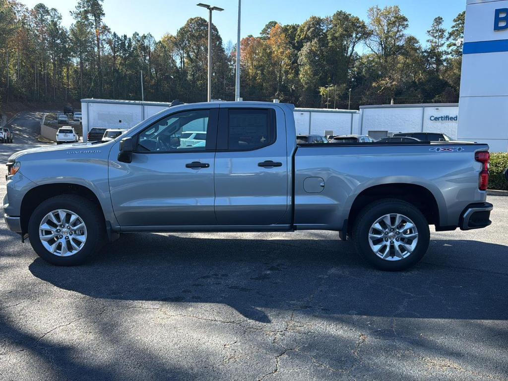 new 2026 Chevrolet Silverado 1500 car, priced at $43,025