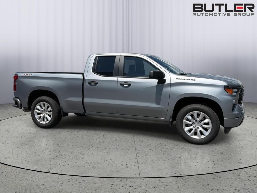 new 2026 Chevrolet Silverado 1500 car, priced at $44,275