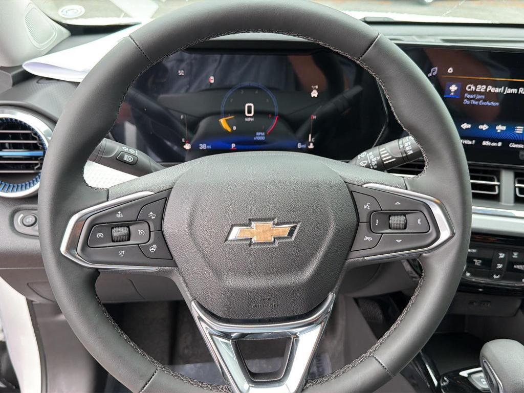 new 2026 Chevrolet Trax car, priced at $25,925