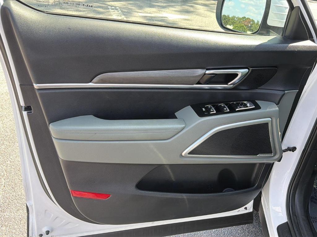 used 2023 Kia Telluride car, priced at $30,000