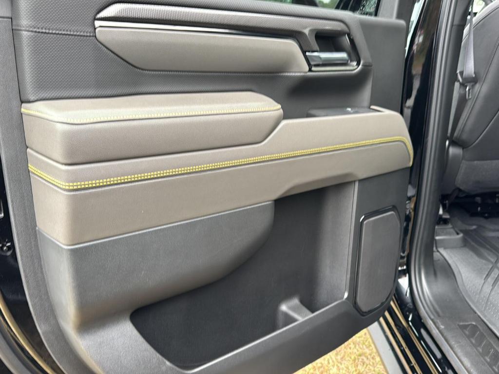 used 2024 Chevrolet Silverado 2500 car, priced at $70,558