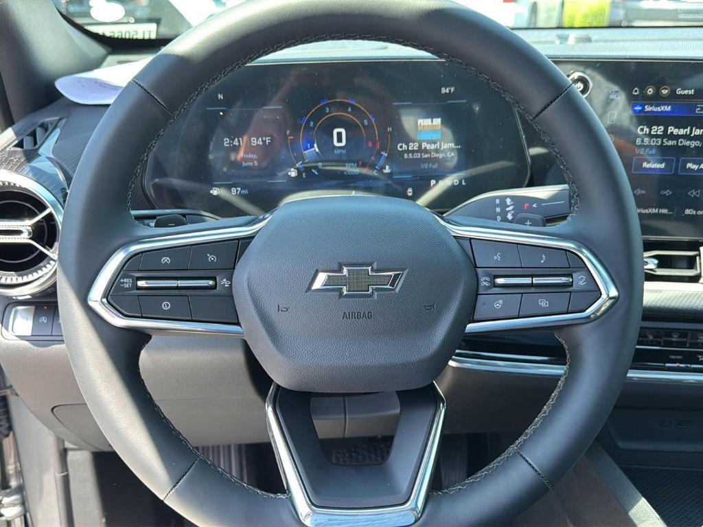 new 2026 Chevrolet Equinox car, priced at $33,700