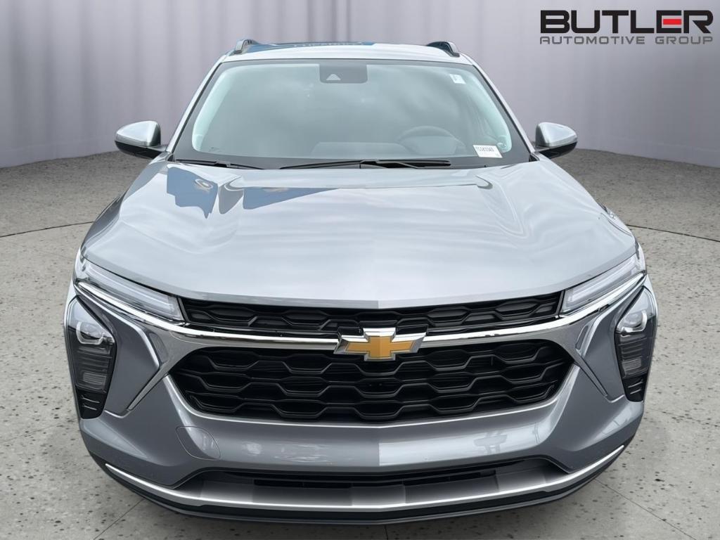 new 2026 Chevrolet Trax car, priced at $26,425
