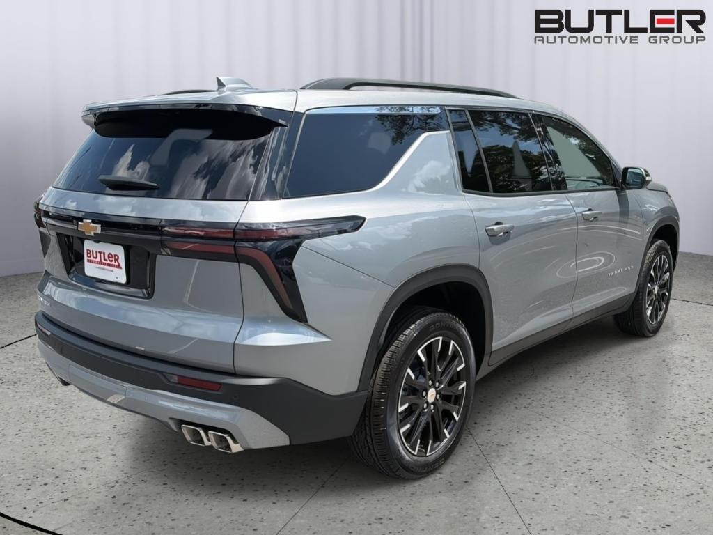 new 2026 Chevrolet Traverse car, priced at $46,760