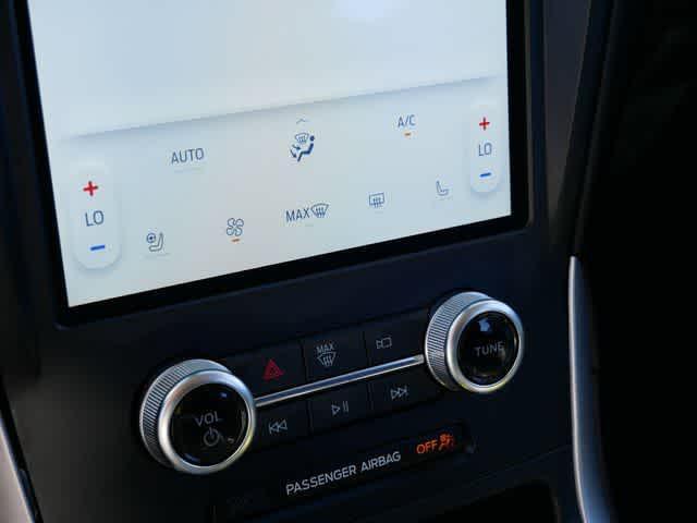 used 2024 Ford Edge car, priced at $29,360