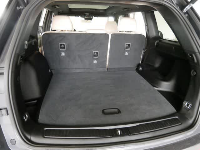 used 2025 Jeep Grand Cherokee car, priced at $40,558