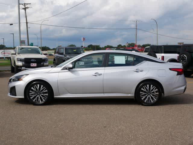 used 2023 Nissan Altima car, priced at $16,825