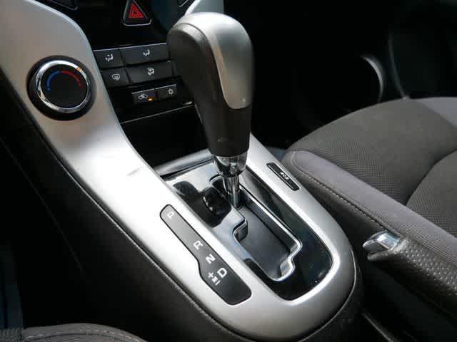 used 2014 Chevrolet Cruze car, priced at $5,500