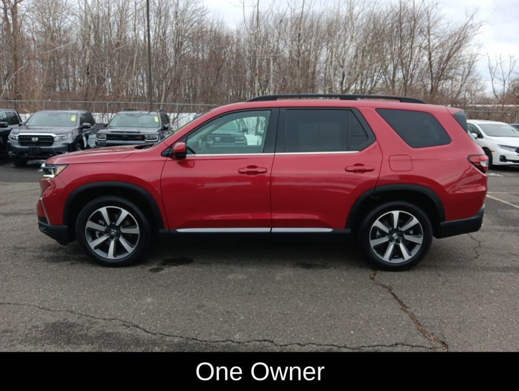 used 2023 Honda Pilot car, priced at $40,990